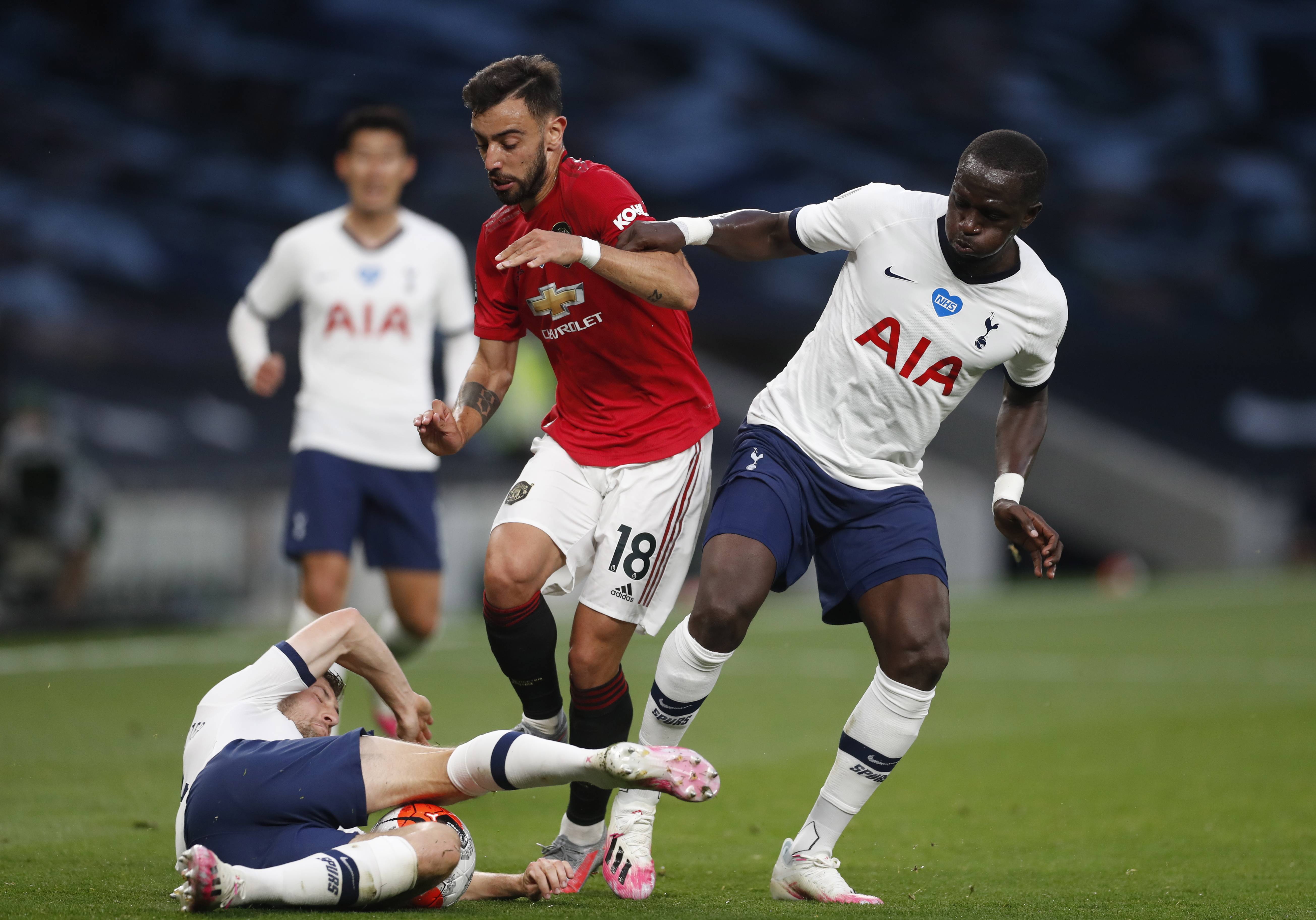 球队锁定胜 球队锁定胜