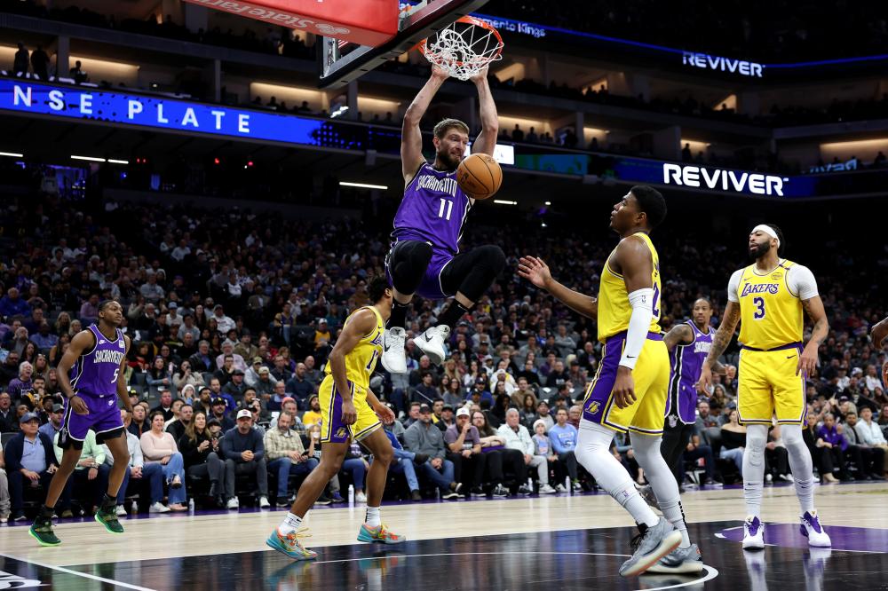 的表现相对 的表现相对